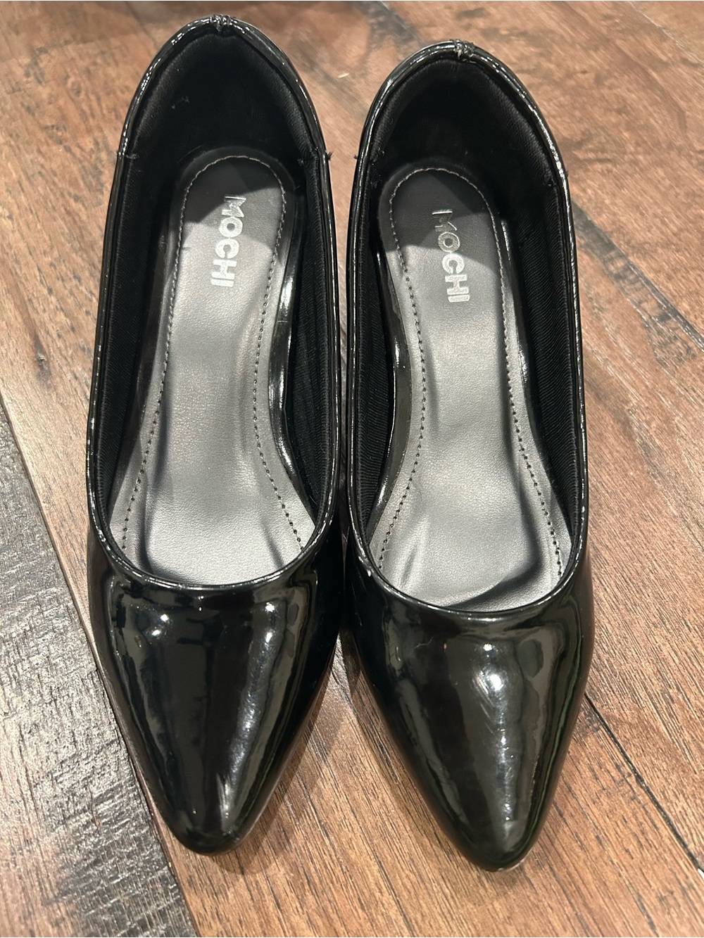 Girls Black Pointed-Toe Flats